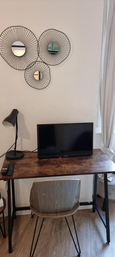 Studio En Rdc - Quai De Garonne - Capitole - Wifi Apartment ตูลูส ภายนอก รูปภาพ